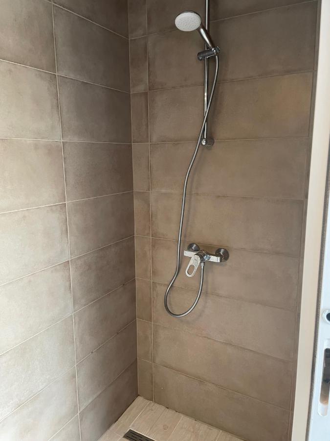 Maison La capucine sur Quai de Seine, wifi, machine à laver, parking privé gratuit Vernon  Exterior foto